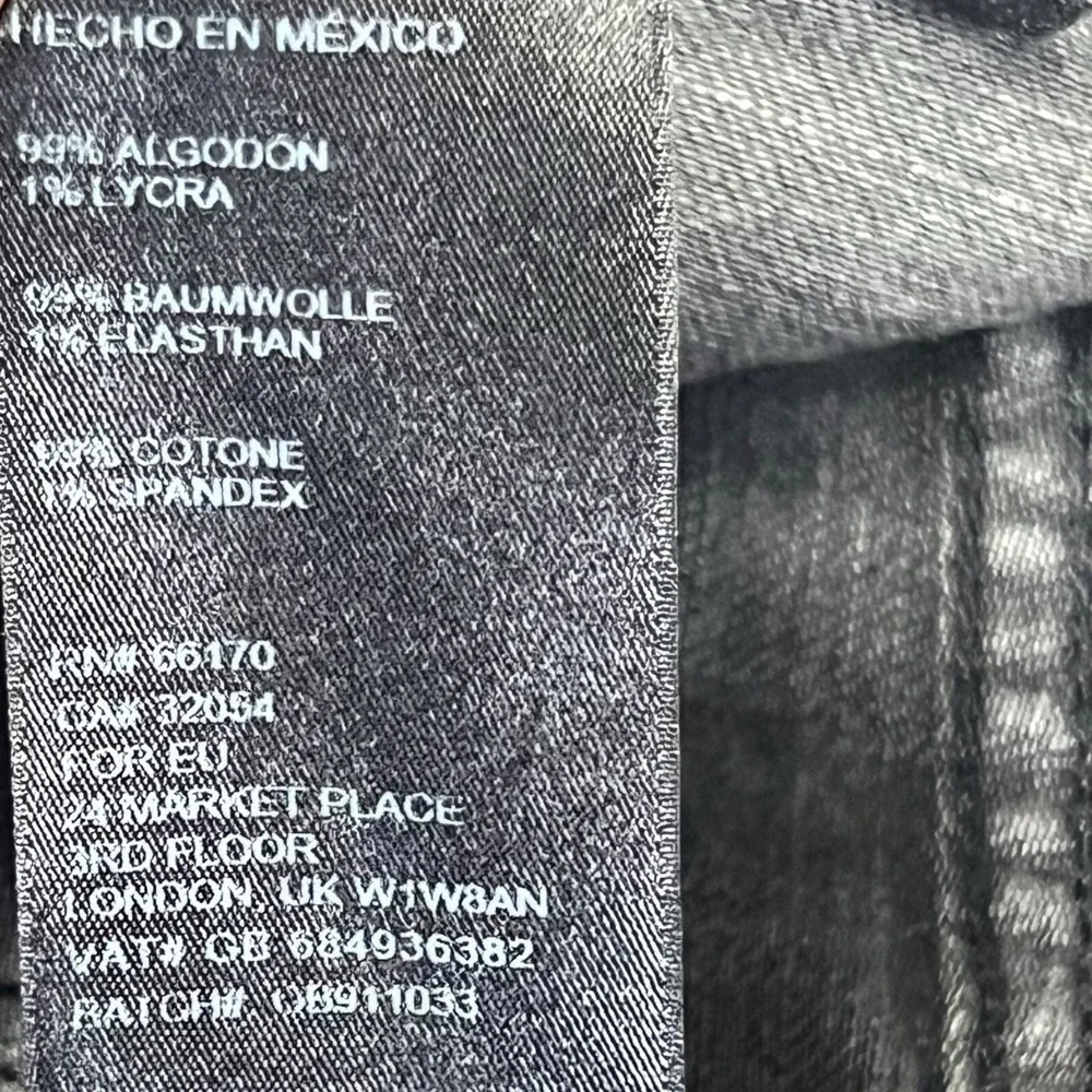 BDG Urban Outfitters Shorts‎ 26 Black Mom High Rise Button Fly Cuffed Hem Casual - Picture 9 of 10